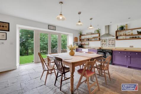 Five Bed Barn Conversion for sale in Cowling (5).j