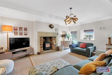 Five Bed Barn Conversion for sale in Cowling (2).j