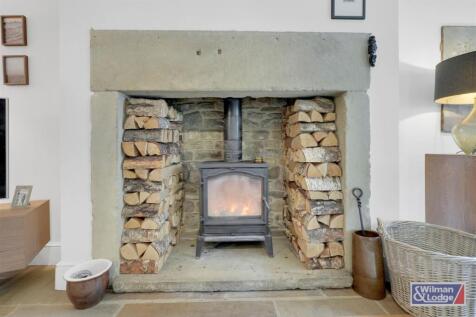 Five Bed Barn Conversion for sale in Cowling (3).j