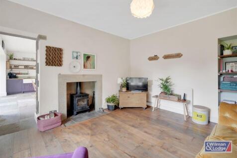 Five Bed Barn Conversion for sale in Cowling (15).