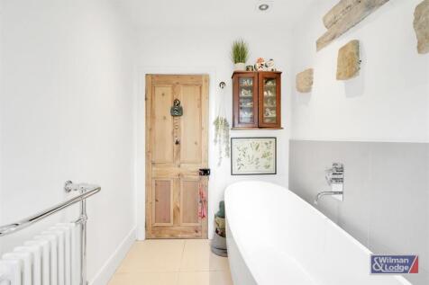 Five Bed Barn Conversion for sale in Cowling (22).