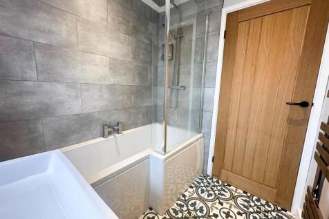 3 bed detached, Silsden