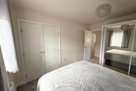 3 bed detached property, Silsden