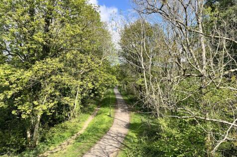 Nearby Woodland Walk