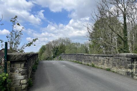 Nearby Bridge to Woodlands