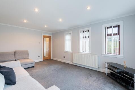 LIVING ROOM AGAIN