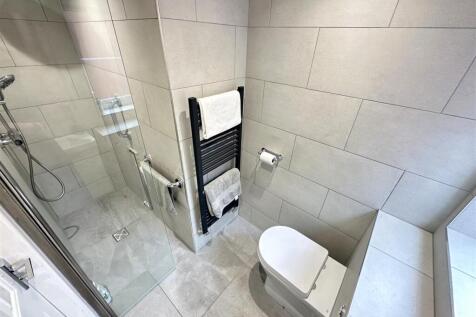 En Suite Shower Room
