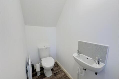 Cloakroom/WC