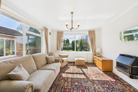 Sitting/Dining Room