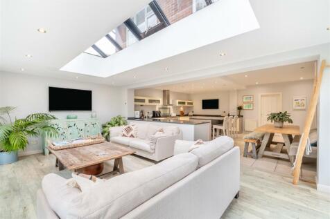 8605524-interior21.jpg