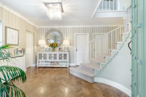 8605524-interior14.jpg