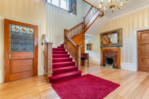 8599546-interior27.jpg