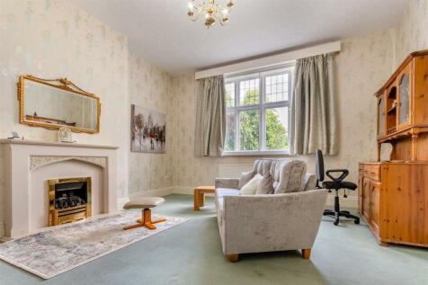 8599546-interior19.jpg