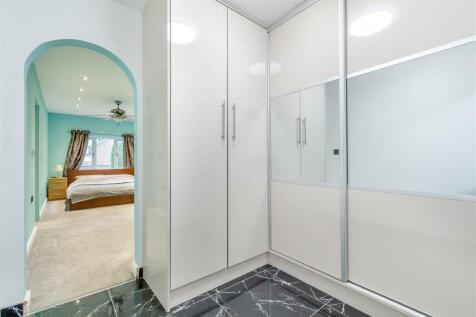 8629938-interior06.jpg