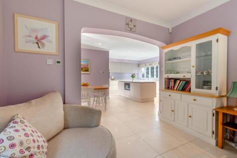 8634113-interior12.jpg