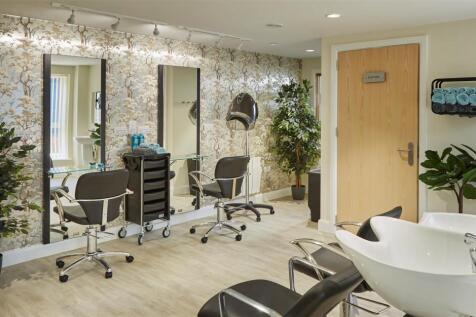 WYLDE-GREEN-HAIR-SALON.jpg