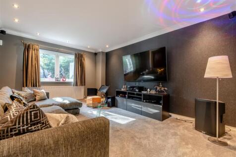 8642730-interior40.jpg