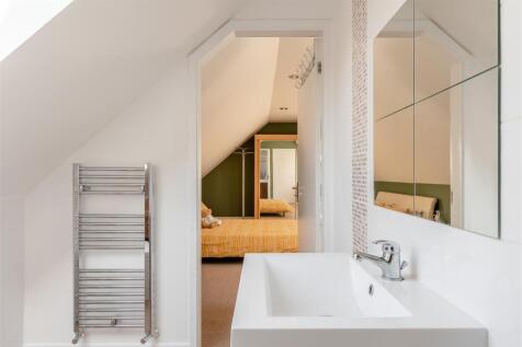 8642730-interior12.jpg