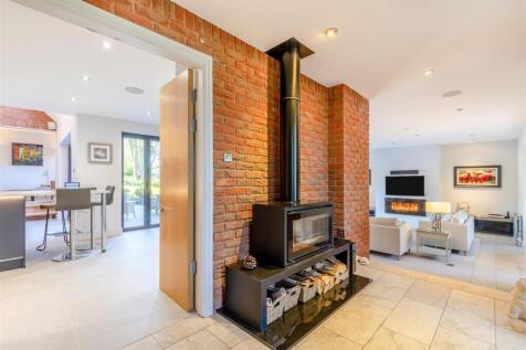 8642125-interior06.jpg