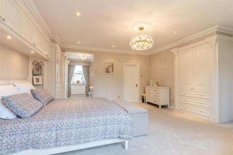 Principle Bedroom (1).jpg