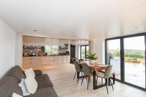 Kitchen/Dining/Family Room