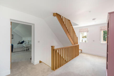 4 Flint Way ph26