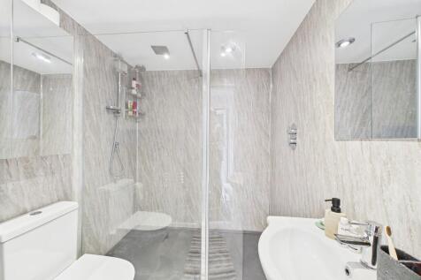 CAM01689G0-PR0470...