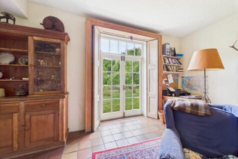 CAM01689G0-PR0481...