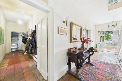 CAM01689G0-PR0481...