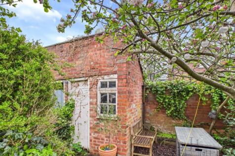 Outbuilding