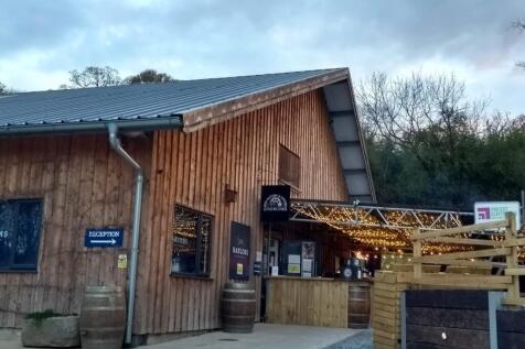 Hanlon Brewery/Shop/Restaurant Onsite