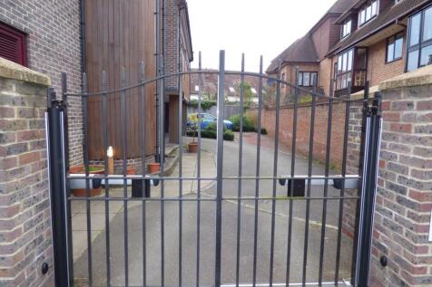 Electronic Gate Syst