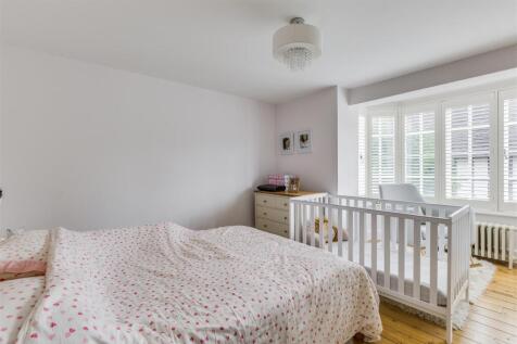 Norton Way South 334-16.jpg