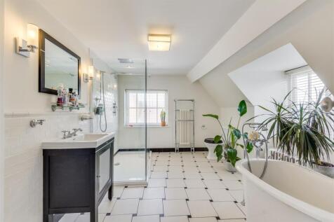 Norton Way South 334-1.jpg