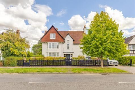 Norton Way South 334-71.jpg