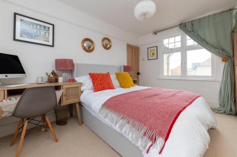 80 Churvh Street (6 of 19).jpg