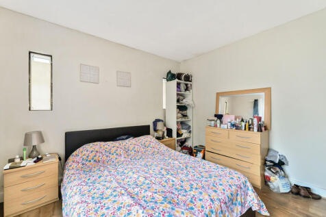 1319534-10-68657d...