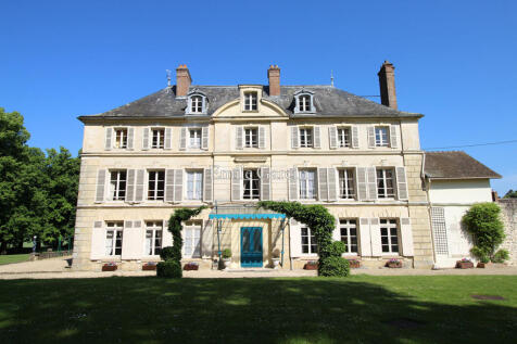 fontainebleau rightmove property