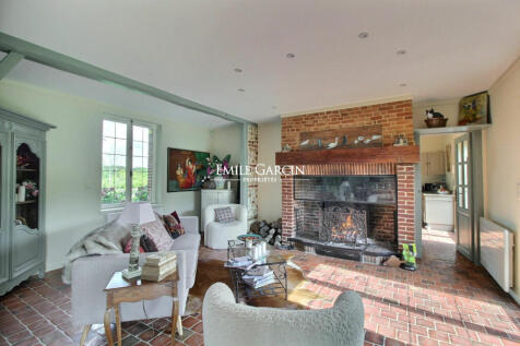 Property Image 4