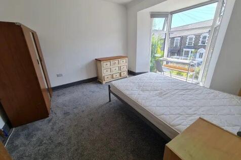 14-TerraceRoad Bed r