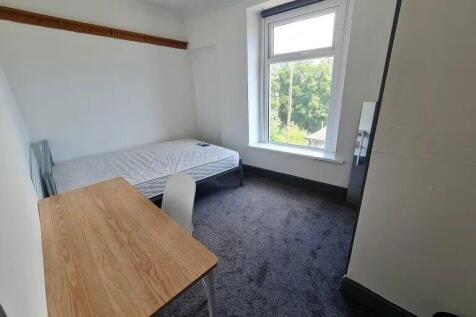 14-TerraceRoad Bed r