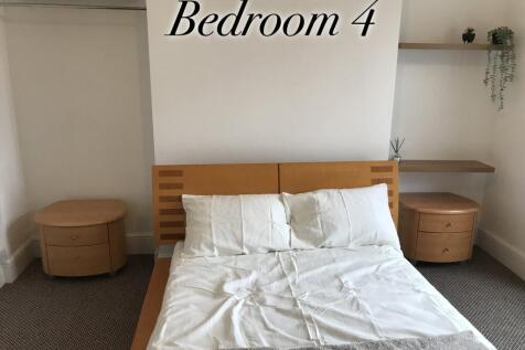 Room 4 (1)
