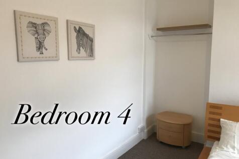 Room 4 (2)