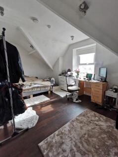 8 heathfield bedroom