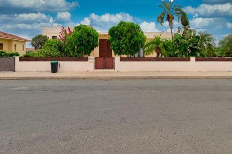 Front of Bungalow