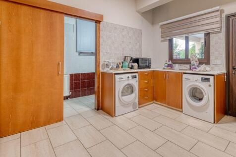 Basement Kitchen