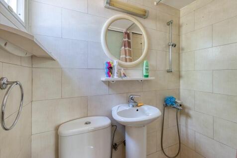 Bedroom 2 Ensuite