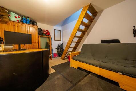 Annex Room