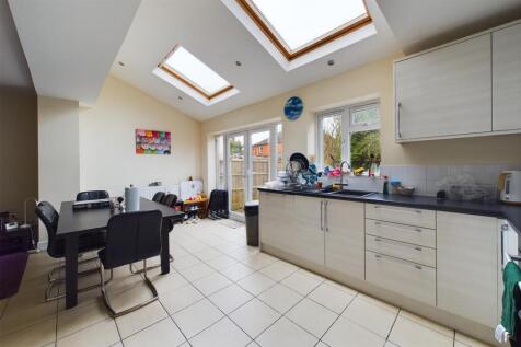 30 Dryleaze Road, Frenchay, Bristol BS16 1HL | Fre