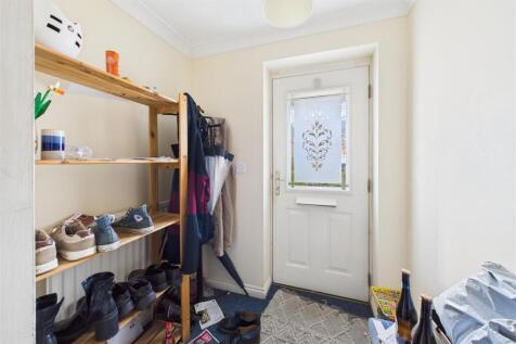 21 Lancelot Road, Stoke Park, Bristol BS16 1WG | F
